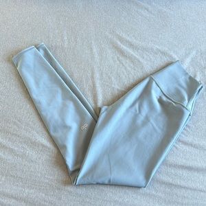 Alo Yoga airlift leggings